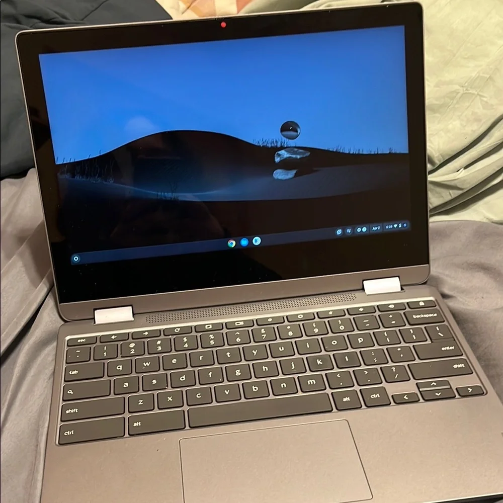Lenovo Silver Laptop Sleek Design Chromebook